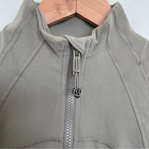 NWT Lululemon Define Jacket *Luon Nomad Size 8 - Picture 7 of 11